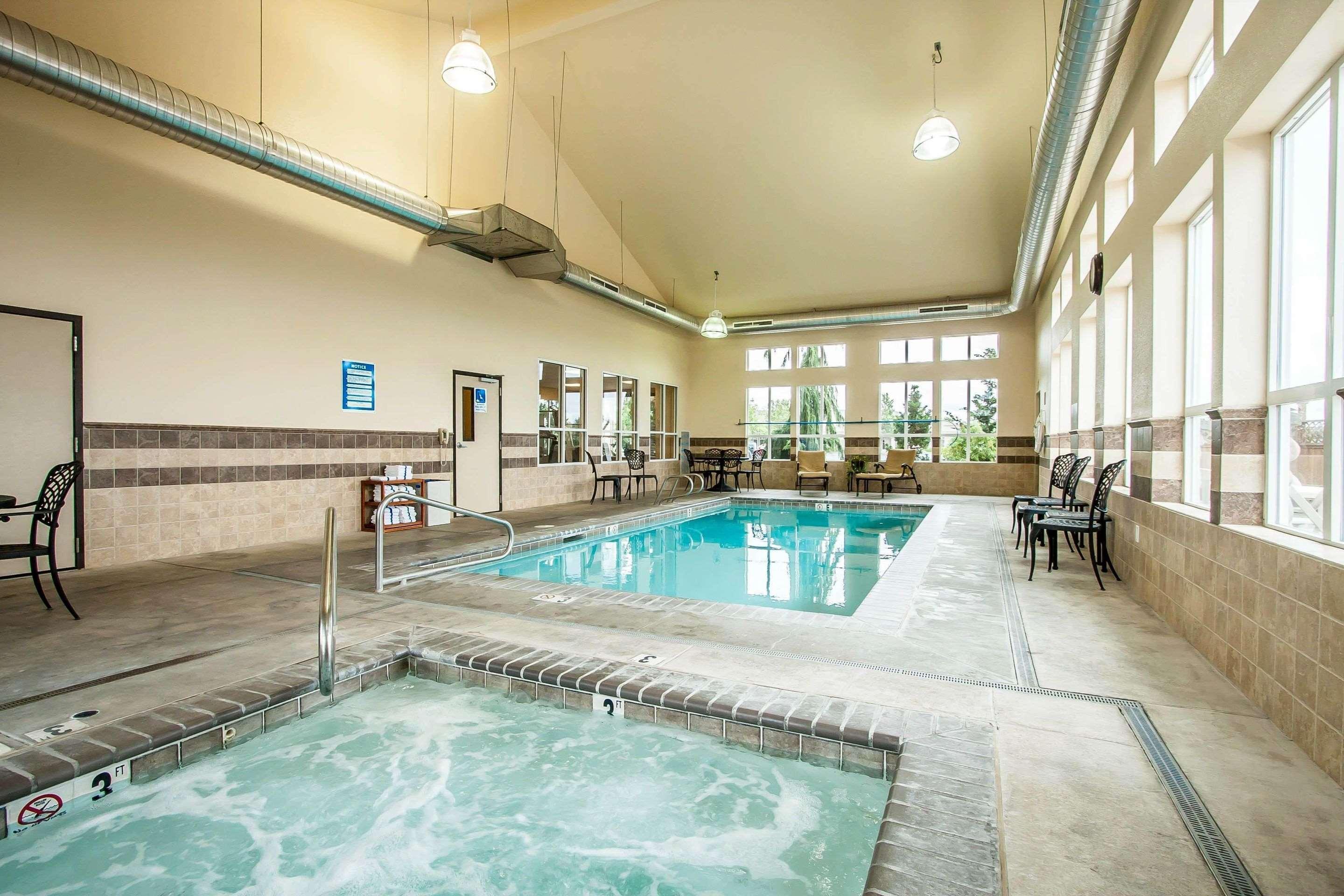 Comfort Inn & Suites Mcminnville Wine Country Dış mekan fotoğraf