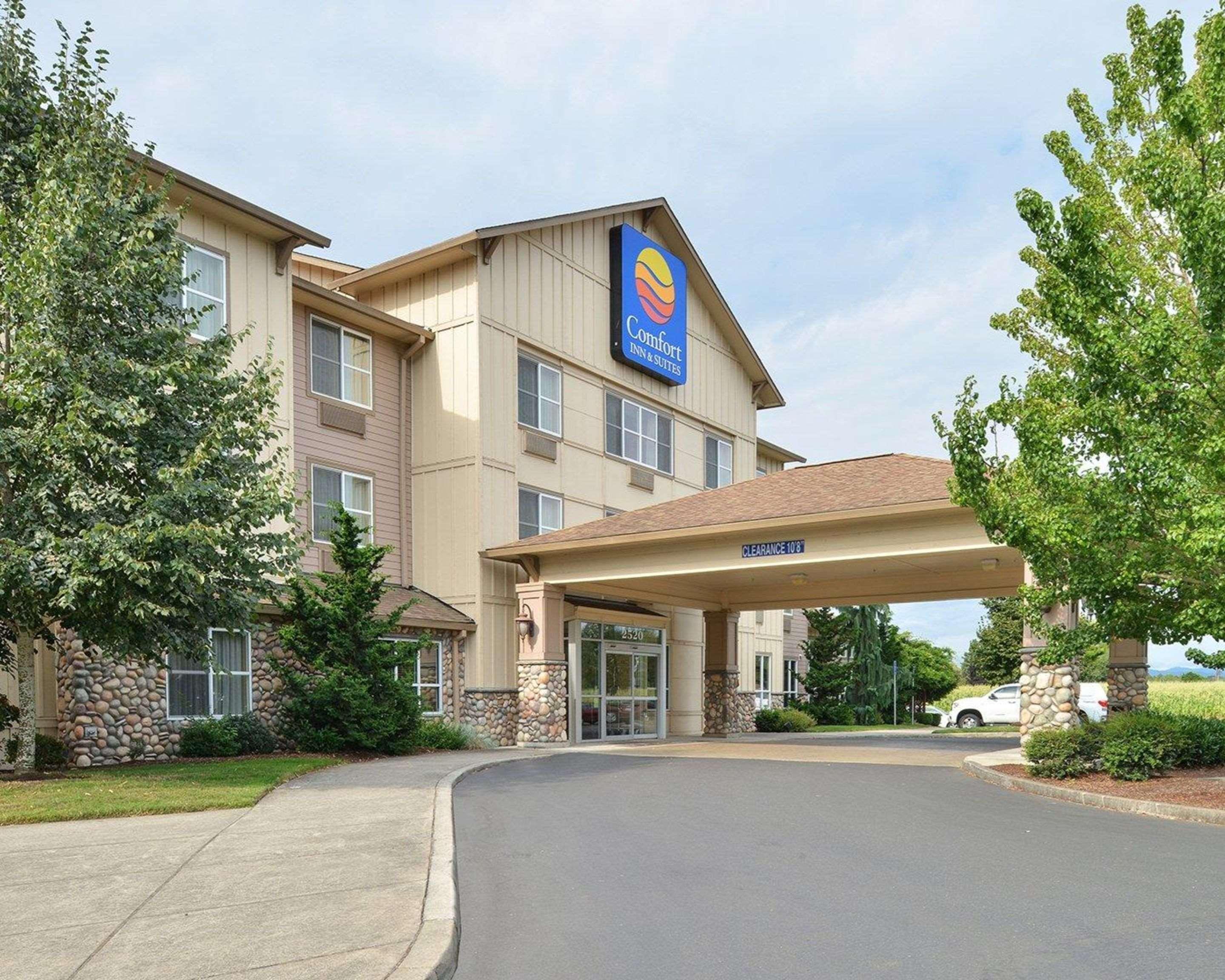 Comfort Inn & Suites Mcminnville Wine Country Dış mekan fotoğraf
