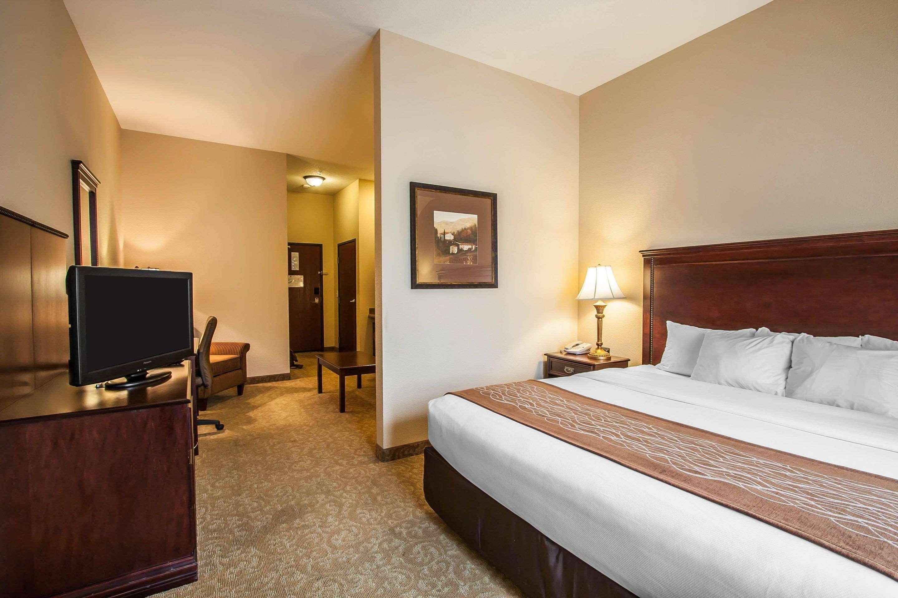 Comfort Inn & Suites Mcminnville Wine Country Dış mekan fotoğraf